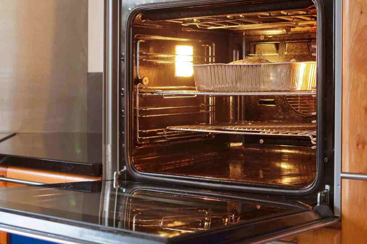 Raffreddare il forno: ecco come fare