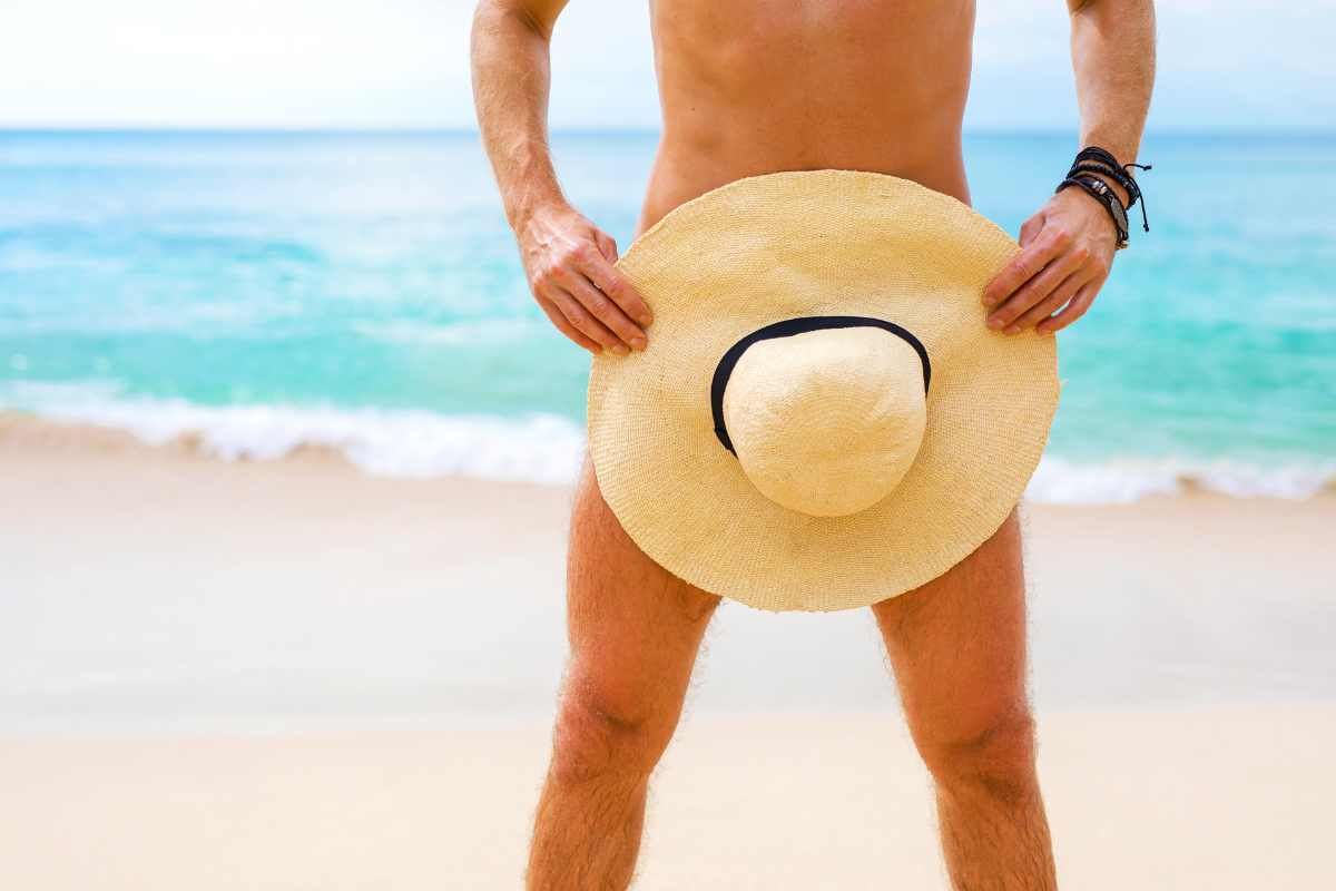 Spiagge per nudisti, le regole da rispettare