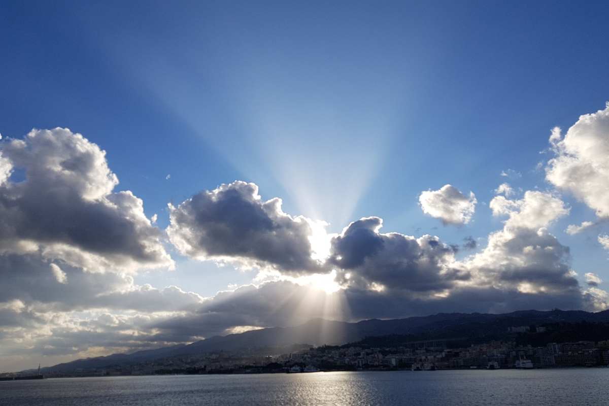 Stretto di Messina traversata