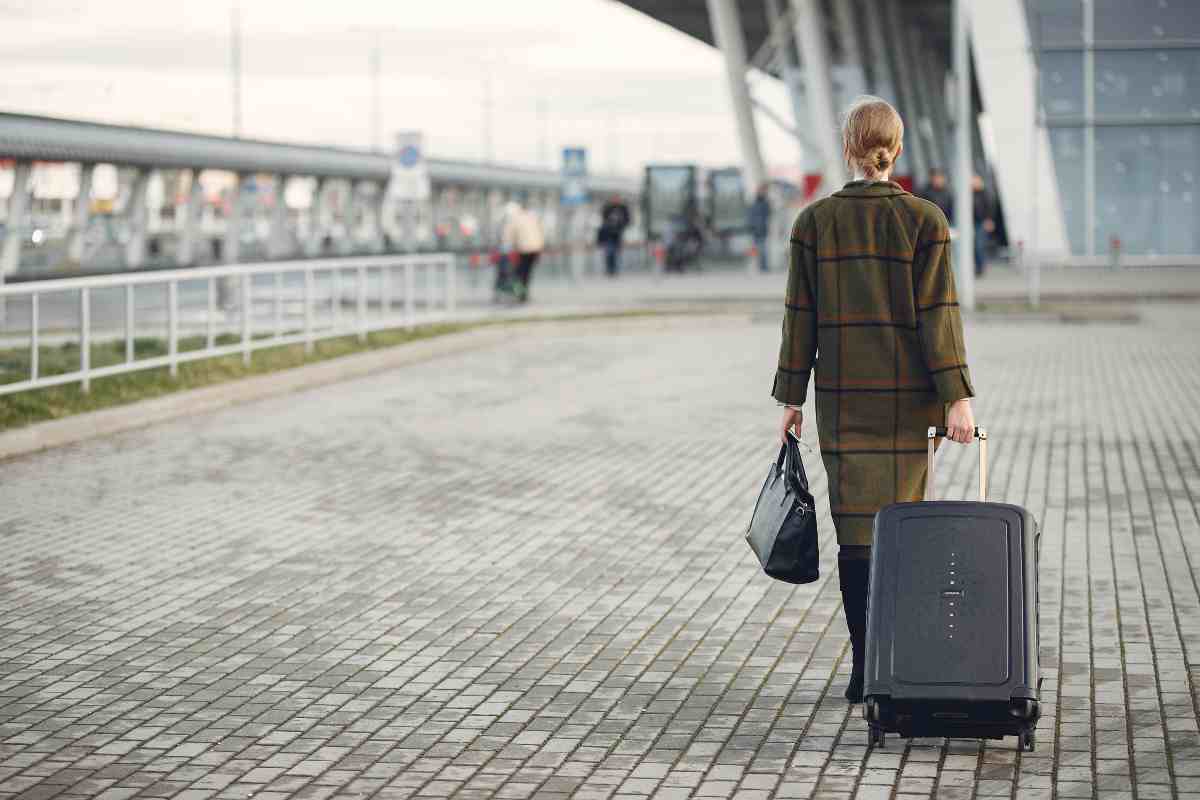 Quando è possibile portare cibo in aereo? Una mini-guida per evitare problemi all