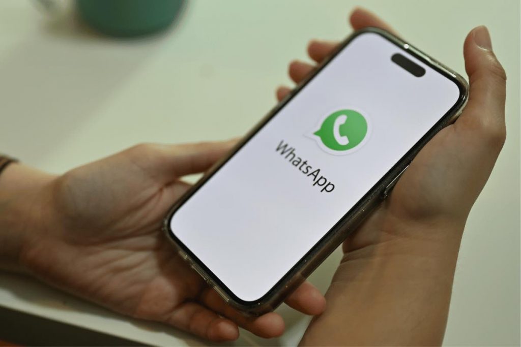 WhatsApp, la funzione per proteggere le conversazioni