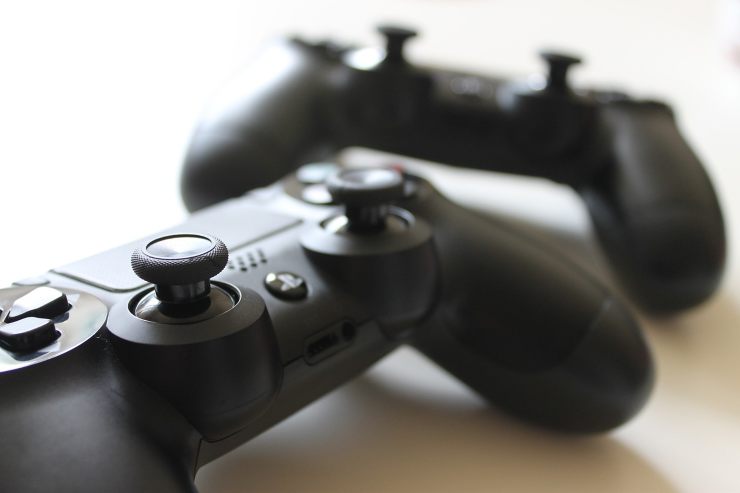 I videogiochi sono in crisi: licenziamenti per più di 100 persone