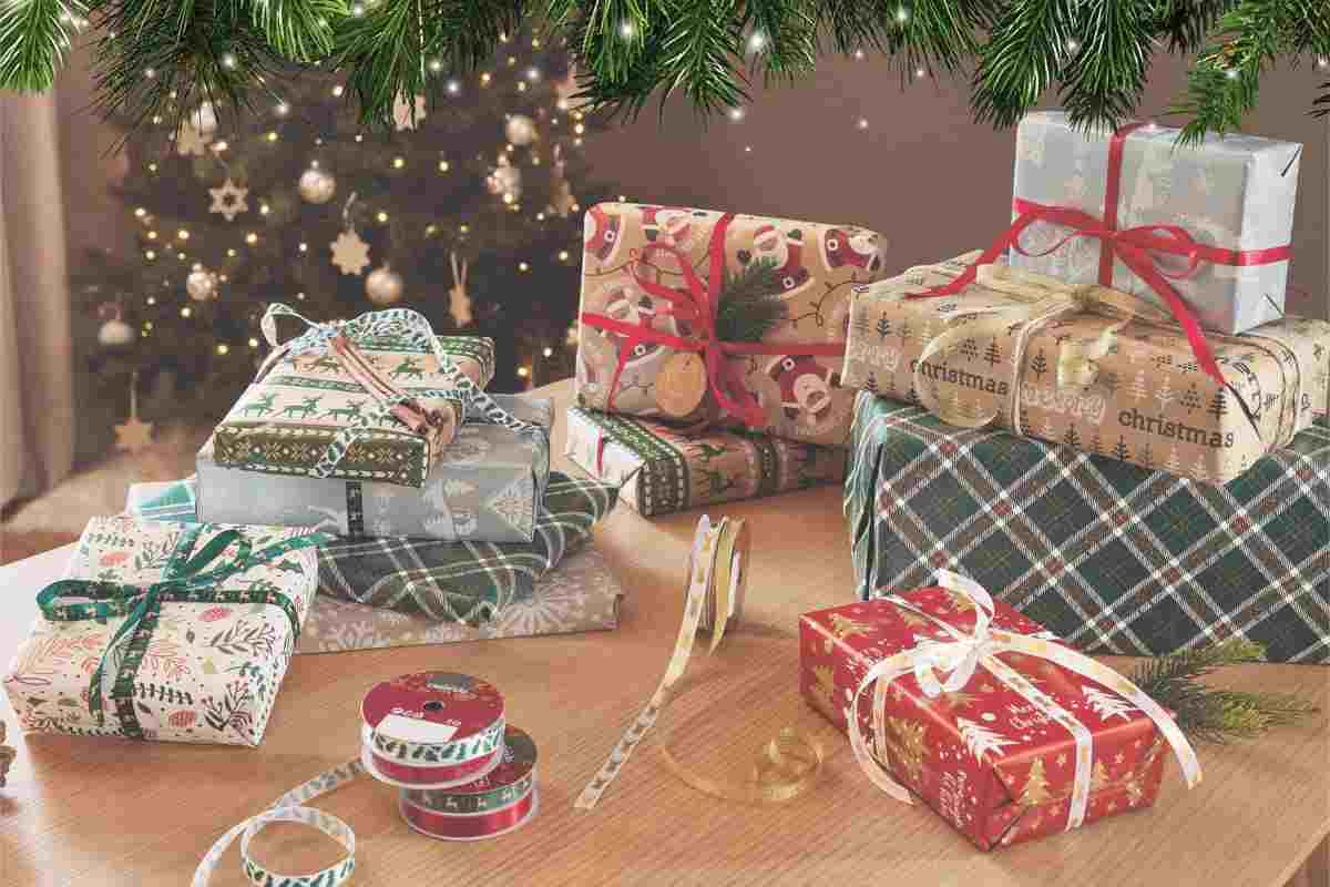 Come risparmiare sugli accessori natalizi